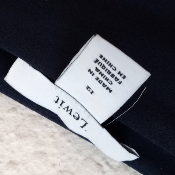 Lewitt Dress - Picture 4 of 8